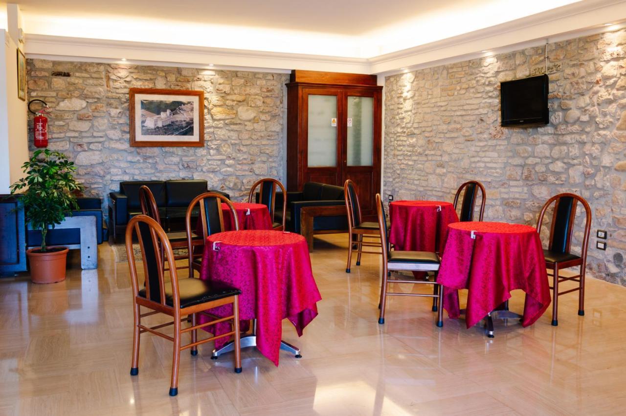 Hotel Il Castello Assisi Dış mekan fotoğraf